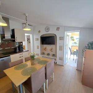  Appartement Sweet Lustig